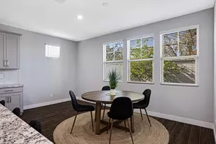 1034 S Sunset Dr, Chandler, AZ 85286 - Photo 11