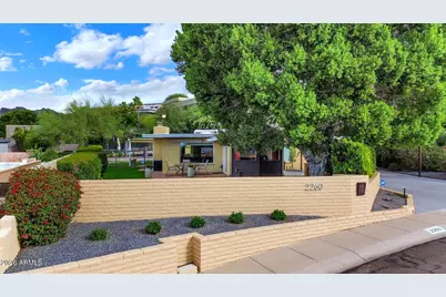 2260 E Palmaire Avenue, Phoenix, AZ 85020 - Photo 5