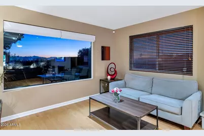 2260 E Palmaire Avenue, Phoenix, AZ 85020 - Photo 13