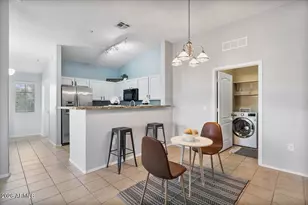 332 N 168th Dr, Goodyear, AZ 85338 - Photo 5