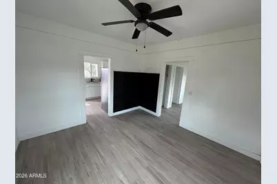 207 E Jackson Avenue, Buckeye, AZ 85326 - Photo 3