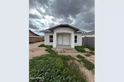 207 E Jackson Avenue, Buckeye, AZ 85326 - Photo 1