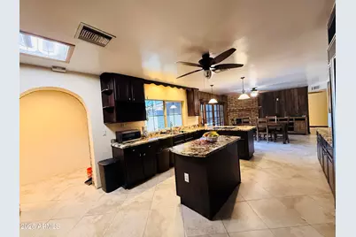 8705 W Lillian Lane S, Tolleson, AZ 85353 - Photo 13