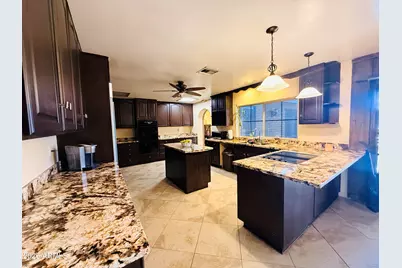 8705 W Lillian Lane S, Tolleson, AZ 85353 - Photo 11