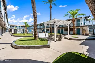 3025 N 32nd St, Phoenix, AZ 85018 - Photo 17