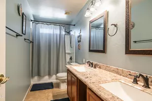 7609 S 18th Way, Phoenix, AZ 85042 - Photo 23