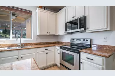 7609 S 18th Way, Phoenix, AZ 85042 - Photo 5