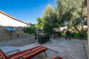 7609 S 18th Way, Phoenix, AZ 85042 - Photo 31