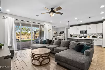 13188 W Redstone Drive, Peoria, AZ 85383 - Photo 5