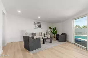 3934 E Sahuaro Dr, Phoenix, AZ 85028 - Photo 11