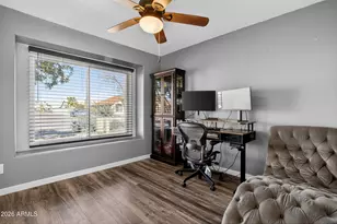 4439 E Thistle Landing Dr, Phoenix, AZ 85044 - Photo 17