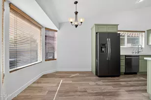 4439 E Thistle Landing Dr, Phoenix, AZ 85044 - Photo 7