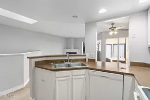 3228 W Glendale Ave, Phoenix, AZ 85051 - Photo 9