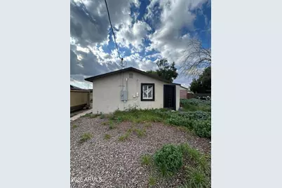 833 E Marguerite Avenue, Phoenix, AZ 85040 - Photo 1