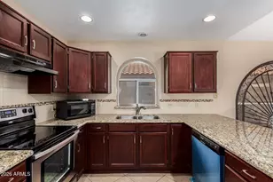 7568 W Kerry Ln, Glendale, AZ 85308 - Photo 17