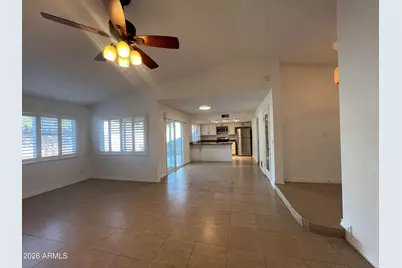 10038 S 46th Place, Phoenix, AZ 85044 - Photo 3