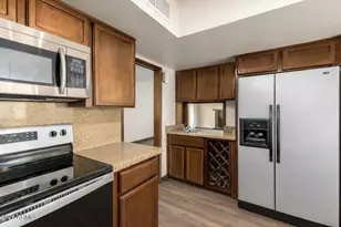 5341 N 2nd Dr, Phoenix, AZ 85013 - Photo 11