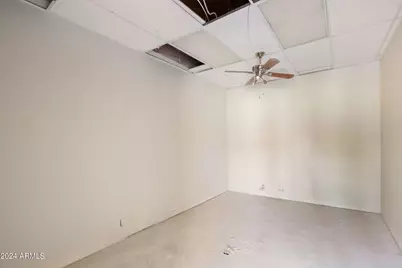 260 N Gilbert Road, Mesa, AZ 85203 - Photo 37