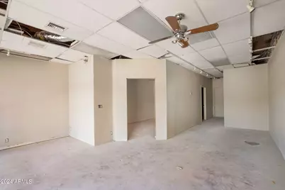 260 N Gilbert Road, Mesa, AZ 85203 - Photo 39