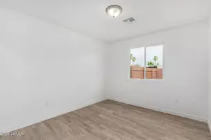 214 N 88th Pl, Mesa, AZ 85207 - Photo 9