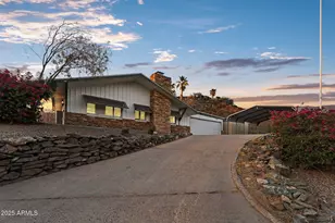 1036 E Butler Dr, Phoenix, AZ 85020 - Photo 1