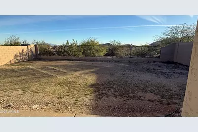 21255 W Minnezona Avenue, Buckeye, AZ 85396 - Photo 31