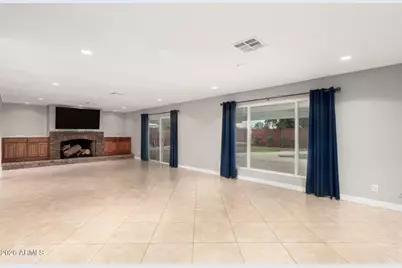 4503 W Loma Lane, Glendale, AZ 85302 - Photo 5