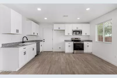 150 N 88th Place, Mesa, AZ 85207 - Photo 7