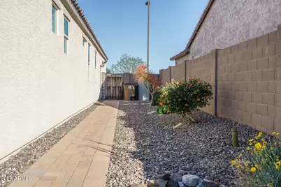 18127 W Fairview Street, Goodyear, AZ 85338 - Photo 25