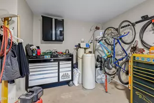 2045 E Ruby Ln, Phoenix, AZ 85024 - Photo 41