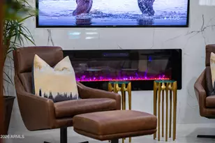 2045 E Ruby Ln, Phoenix, AZ 85024 - Photo 7