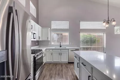 7037 E Regina Street, Mesa, AZ 85207 - Photo 9