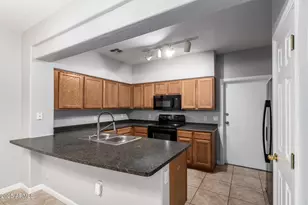 525 N Miller Rd, Scottsdale, AZ 85257 - Photo 9