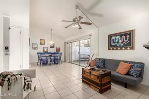 915 S Hacienda Dr, Tempe, AZ 85281 - Photo 5