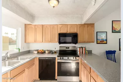 915 S Hacienda Drive, Tempe, AZ 85281 - Photo 11