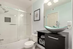 915 S Hacienda Dr, Tempe, AZ 85281 - Photo 23