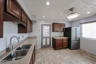 93 S 95th St, Chandler, AZ 85224 - Photo 29