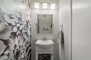 1350 N Dana St, Gilbert, AZ 85233 - Photo 13