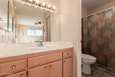 5525 E Thomas Road #O8, Phoenix, AZ 85018 - Photo 17