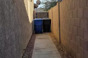 10766 W Del Rio Ln, Avondale, AZ 85323 - Photo 9