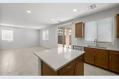 16505 W Whispering Wind Drive, Surprise, AZ 85387 - Photo 11