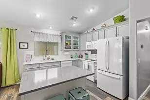 18641 W Larkspur Dr, Goodyear, AZ 85338 - Photo 9