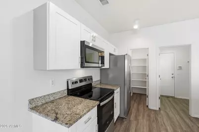 16864 W Tasha Drive, Surprise, AZ 85388 - Photo 7