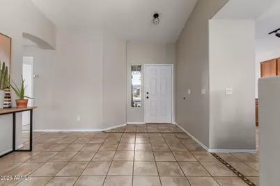 14925 W Mauna Loa Lane, Surprise, AZ 85379 - Photo 7