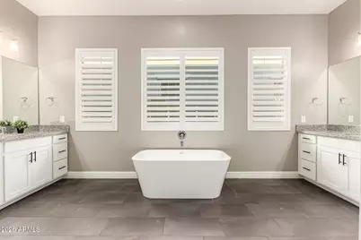 3541 E Aquarius Place, Chandler, AZ 85249 - Photo 23