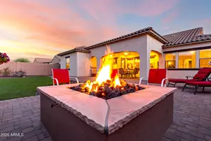 18322 W Thistle Landing Dr, Goodyear, AZ 85338 - Photo 11