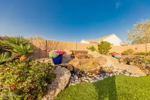 18322 W Thistle Landing Dr, Goodyear, AZ 85338 - Photo 19