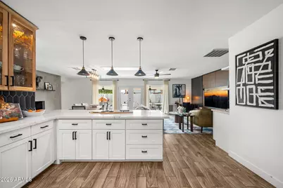 4215 E Flower Street, Phoenix, AZ 85018 - Photo 13