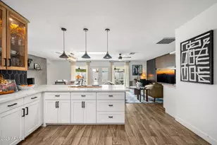 4215 E Flower St, Phoenix, AZ 85018 - Photo 13