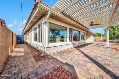 10223 W Desert Hills Drive, Sun City, AZ 85351 - Photo 19